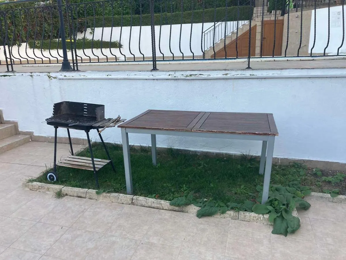 Villa Aspen Guest House Primorsko 0*,